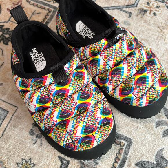 The North Face Kids 3D Thermoball Traction Slipeprws Slip On Shoes Size 13 - Picture 4 of 13